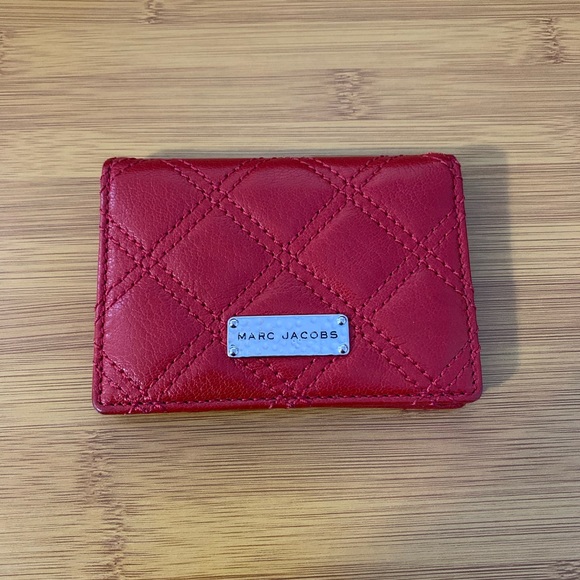 Marc Jacobs Handbags - Marc Jacobs quilted card holder wallet case